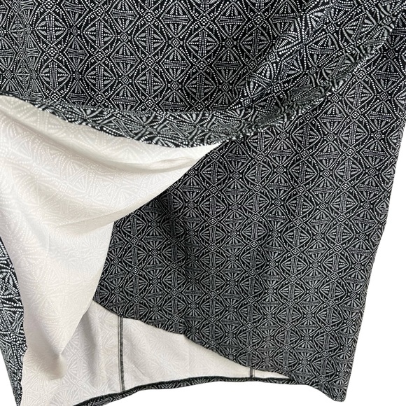 RIP SKIRT XXL Wrap Swim Cover Beach Geometric Black Pearl Batik Adjustable - Picture 7 of 14